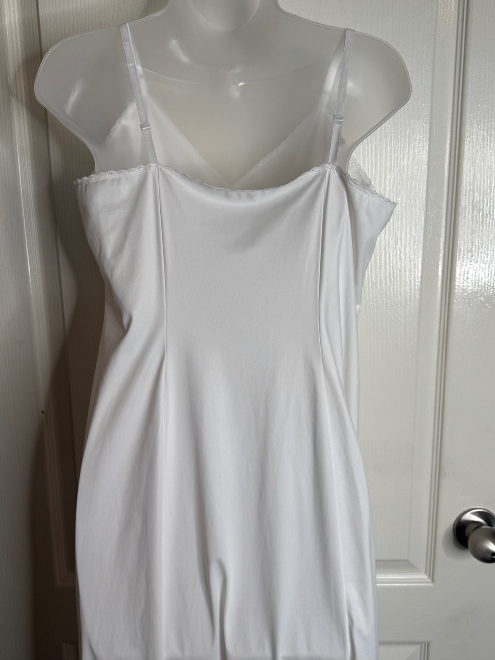 Vintage Vanity Fair Women’s White Maxi Nylon Tricot Adjust Strap Slip USA 38LL - Picture 8 of 12